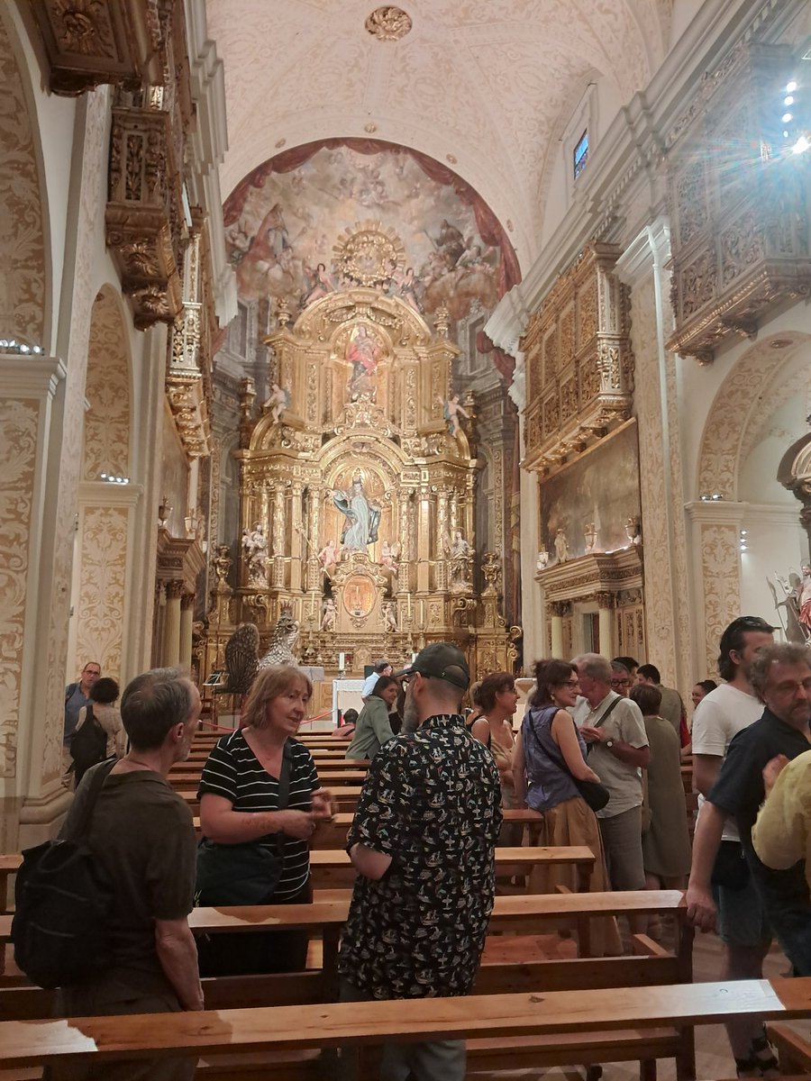 Aquesta tarda, magnífic concert de Corpus "Les músiques de l'àliga de la ciutat de Barcelona", a càrrec dels Ministrers del Rec, organitzat per <a href="/festesplnova/">Associació de Festes de la Plaça Nova</a> i <a href="/catedralbcn/">Catedral de Barcelona</a>, a l'esglèsia de Sant Sever, joia del barroc barceloní amb una excel.lent acústica. Un plaer sonor i visual