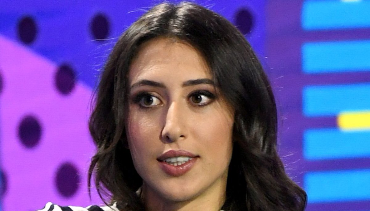 Tre impiccagioni al giorno, tolgono il medioevo di torno. 
#Photosatira