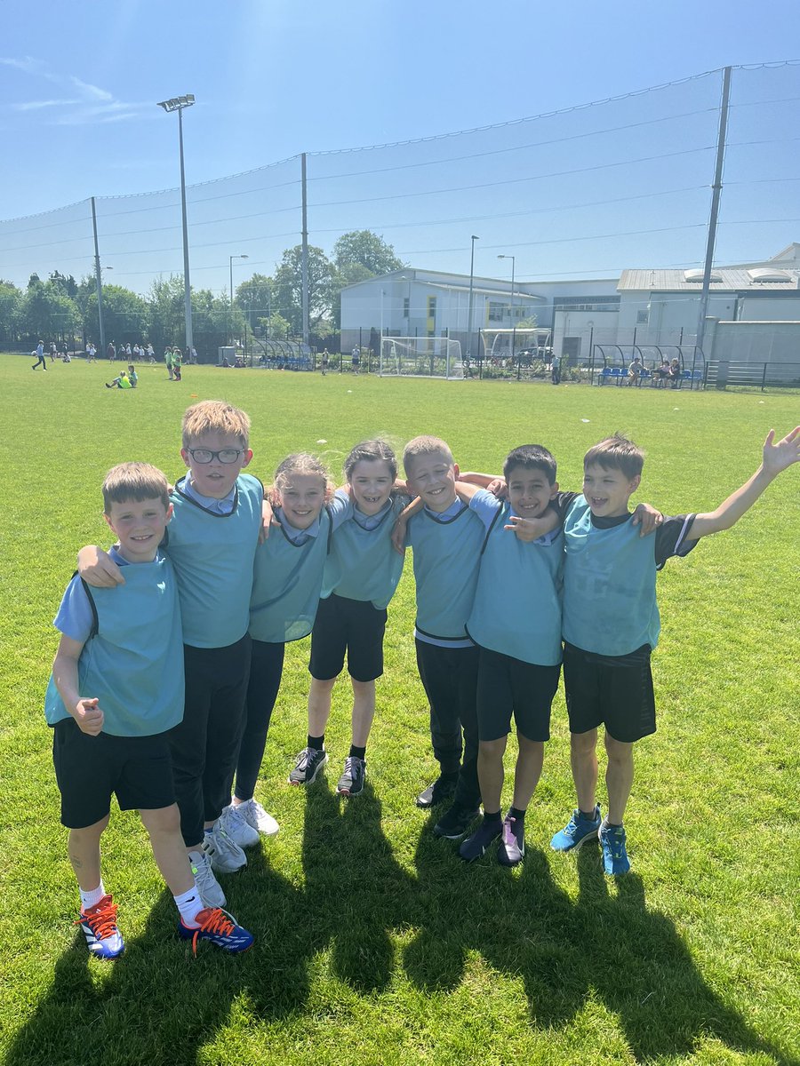 ☀️ The sun was shining, the pitch was buzzing, and our pupils gave it their all at today’s Gaelic blitz! A perfect day of sport, smiles, and memories to last a lifetime 🏐🌈 #GaelicBlitz #PrimarySchool #MakingMemories #SunnyDays