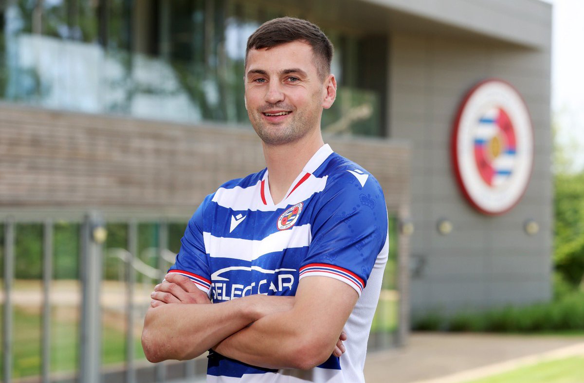 Paudie O'Connor (@paudie97) on Twitter photo Delighted to sign for <a href="/ReadingFC/">Reading FC</a> 💙 Exciting times for the club and very happy to be a part of it. Here’s to a successful season ahead! Delighted to sign for <a href="/ReadingFC/">Reading FC</a> 💙 Exciting times for the club and very happy to be a part of it. Here’s to a successful season ahead!