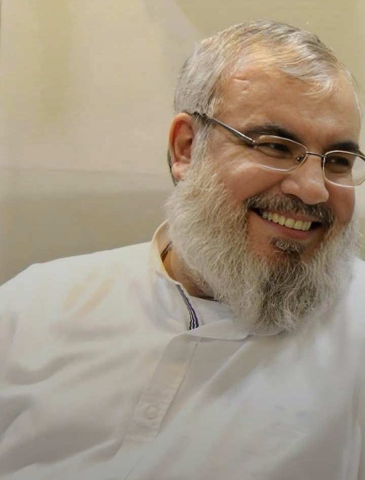 في ليلة الجمعة.. 

ثواني من وقتك اكتب الله يرحمه👇