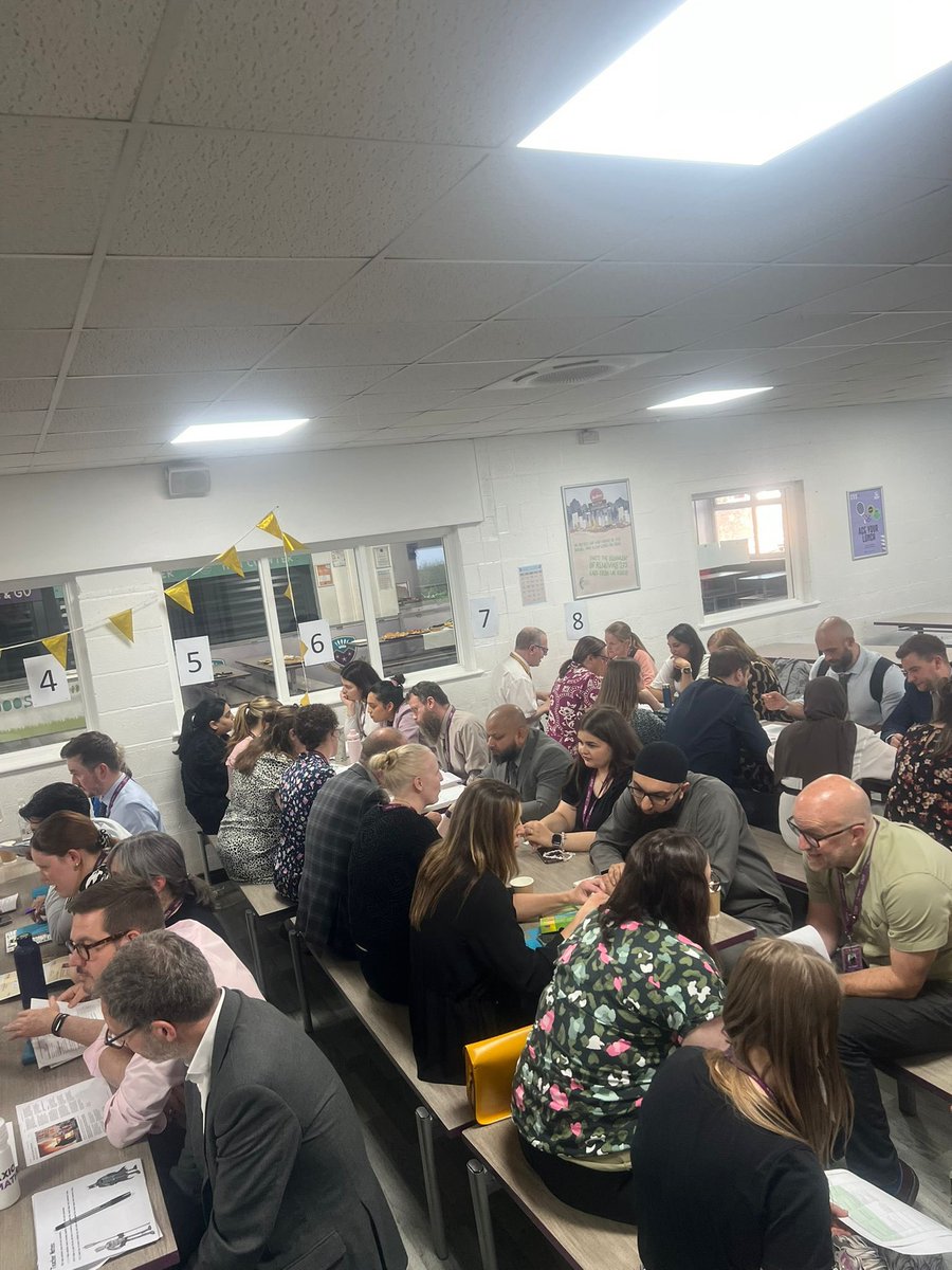 This evening, our staff used the final Twilight session to showcase different elements of our Teaching and Learning courses this year. The evening ended with a great teach meet where lots of resources and ideas were shared!