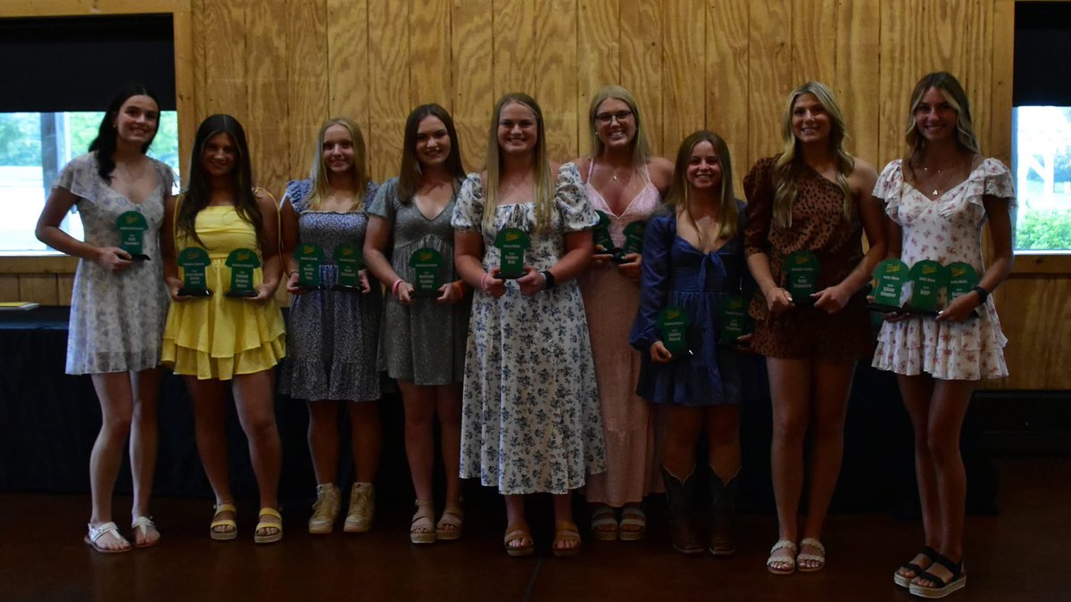 Aubrey Duckworth (@aubreyd2027) on Twitter photo I had my sophomore season softball banquet yesterday. Took home another Varsity recognition letter and another Gold Standard Award which I also won last year! Excited to see what the future holds with <a href="/Floyd_Softball/">FloydCentralSoftball🥎</a> I had my sophomore season softball banquet yesterday. Took home another Varsity recognition letter and another Gold Standard Award which I also won last year! Excited to see what the future holds with <a href="/Floyd_Softball/">FloydCentralSoftball🥎</a>