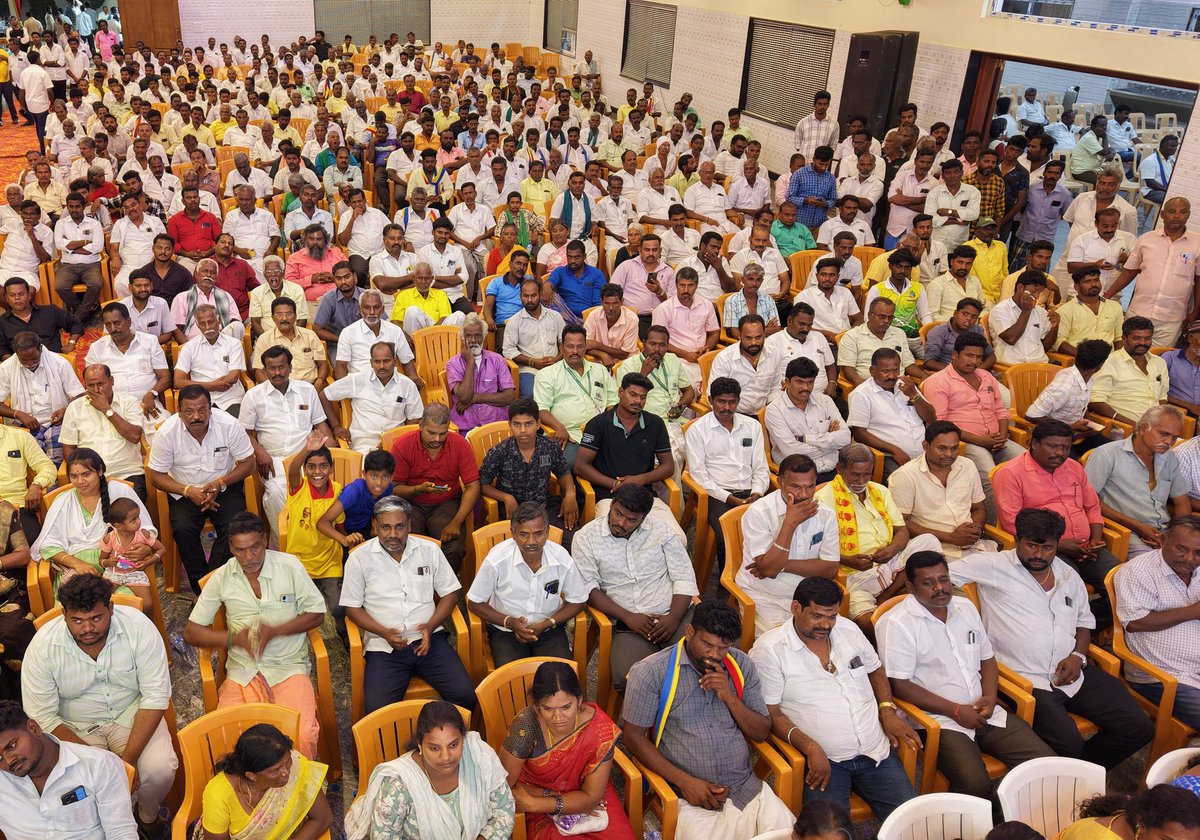 draramadoss's tweet photo. தருமபுரியில் நடைபெற்ற, ஒருங்கிணைந்த தருமபுரி மாவட்ட பாட்டாளி மக்கள் கட்சியின் பொதுக்குழு கூட்டத்தில் பங்கேற்ற போது.! https://t.co/cqs4faUoFe