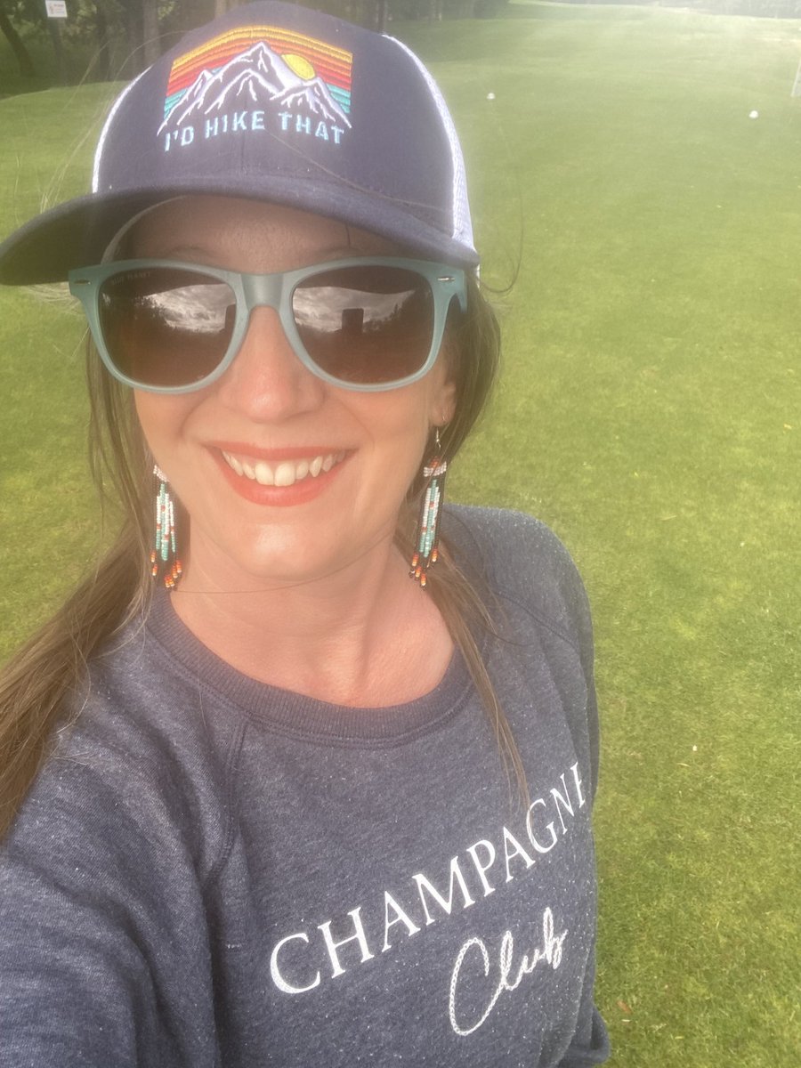 DionysusAthena's tweet image. It’s a great day supporting the @GordBamfordFdn Gord Bamford 18th annual golf charity classic!
Thanks for having us again this year!
@winecruinc @gordbamford