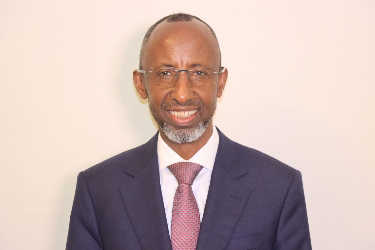 Ministry of Education, Culture & Higher Education (@moechesomalia) on Twitter photo H.E. Minister <a href="/faaraxsheekh/">Farah Sheikh Abdulkadir</a> extends warm congratulations to all Somali students who successfully completed the 2024–2025 Grade 12 national exam. He also commends teachers, parents, exam staff, and the Somali Police Force for their dedication in ensuring a smooth and secure H.E. Minister <a href="/faaraxsheekh/">Farah Sheikh Abdulkadir</a> extends warm congratulations to all Somali students who successfully completed the 2024–2025 Grade 12 national exam. He also commends teachers, parents, exam staff, and the Somali Police Force for their dedication in ensuring a smooth and secure