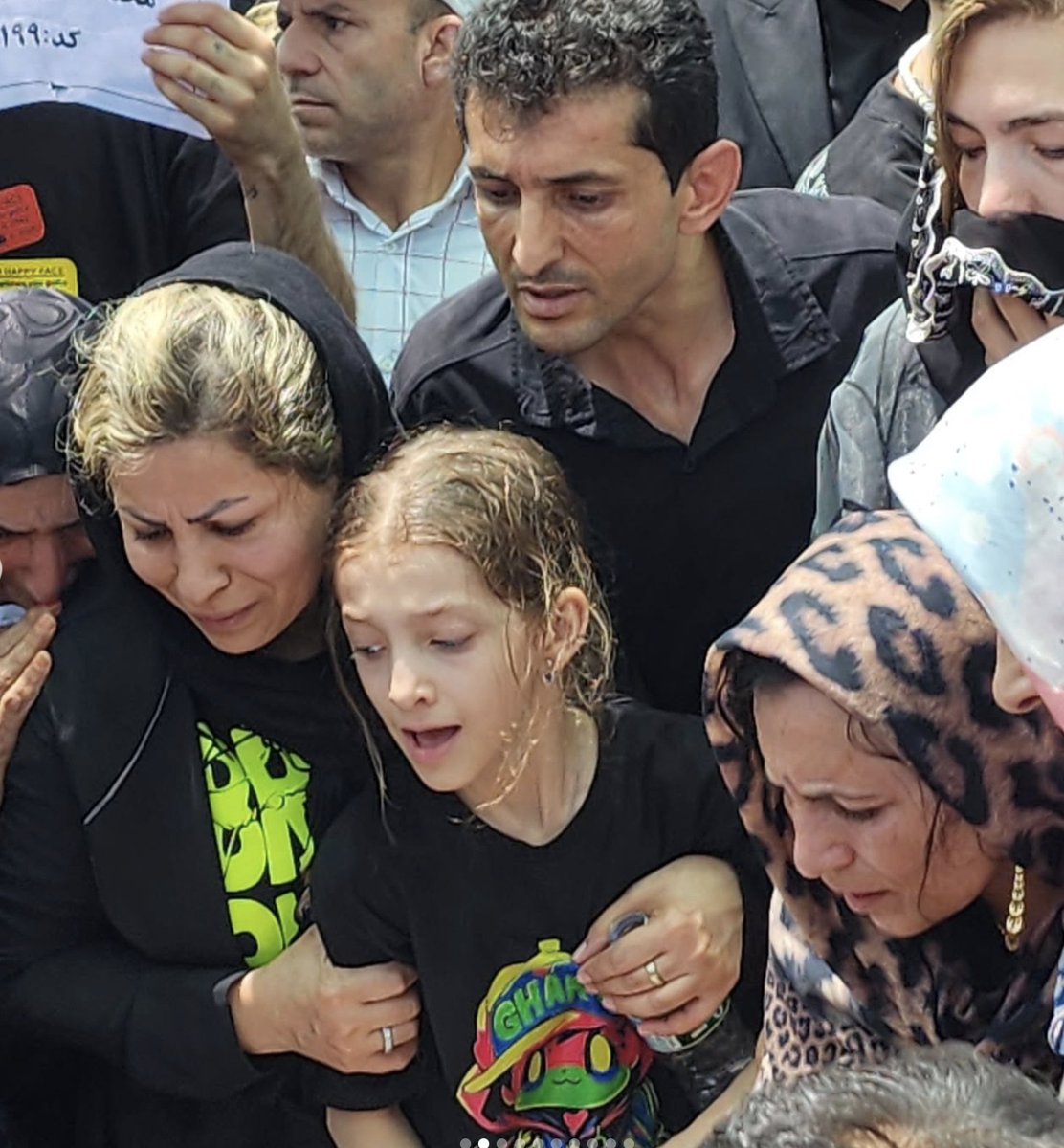 alexshams_'s tweet image. Scenes from funerals of victims of Israel's bombing in Tehran

Since Israel launched its unprovoked surprise attack, more than 600 Iranians have been killed. Thousands more are homeless. 

The death toll is rising fast. The main victims are civilians.