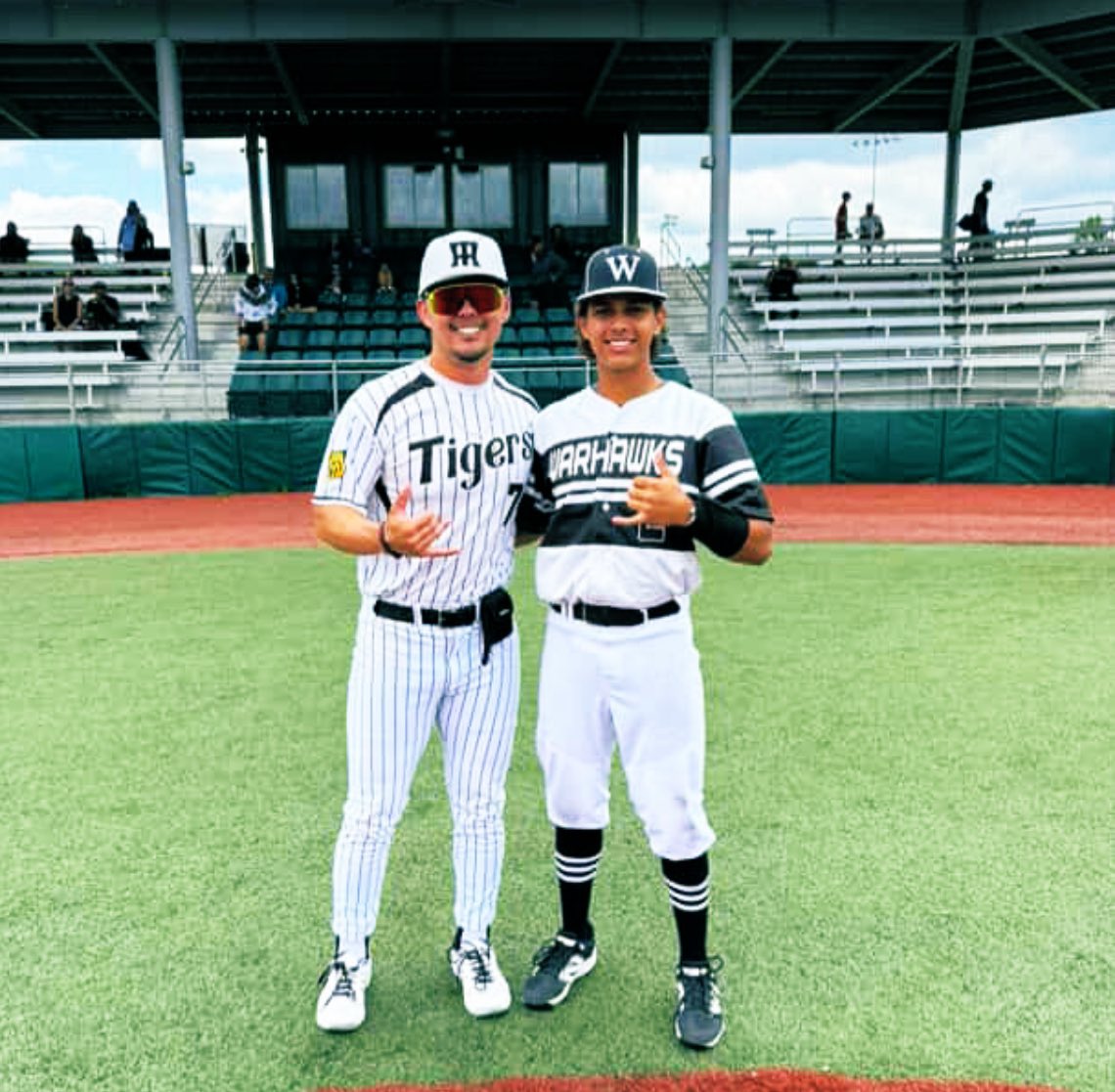 Carter_Macanas's tweet image. one of the best to ever do it!! all class, all toughness, all tools and represents how we do it in Hawaii Baseball. I’m so thankful to Coach Reid Nomura &amp;amp; the Nomura/Tigers Ohana. Coach Nomura found me at age 10 at a 5th grade camp &amp;amp; opened many doors for me on my path &amp;amp; journey!…