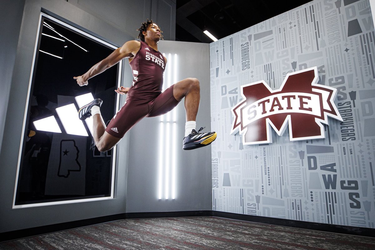 HailStateTF's tweet image. Good luck to these future Bulldogs competing at the Nike Outdoor Nationals & USATF U20 Championships and New Balance Nationals! 🔥
#HailState🐶