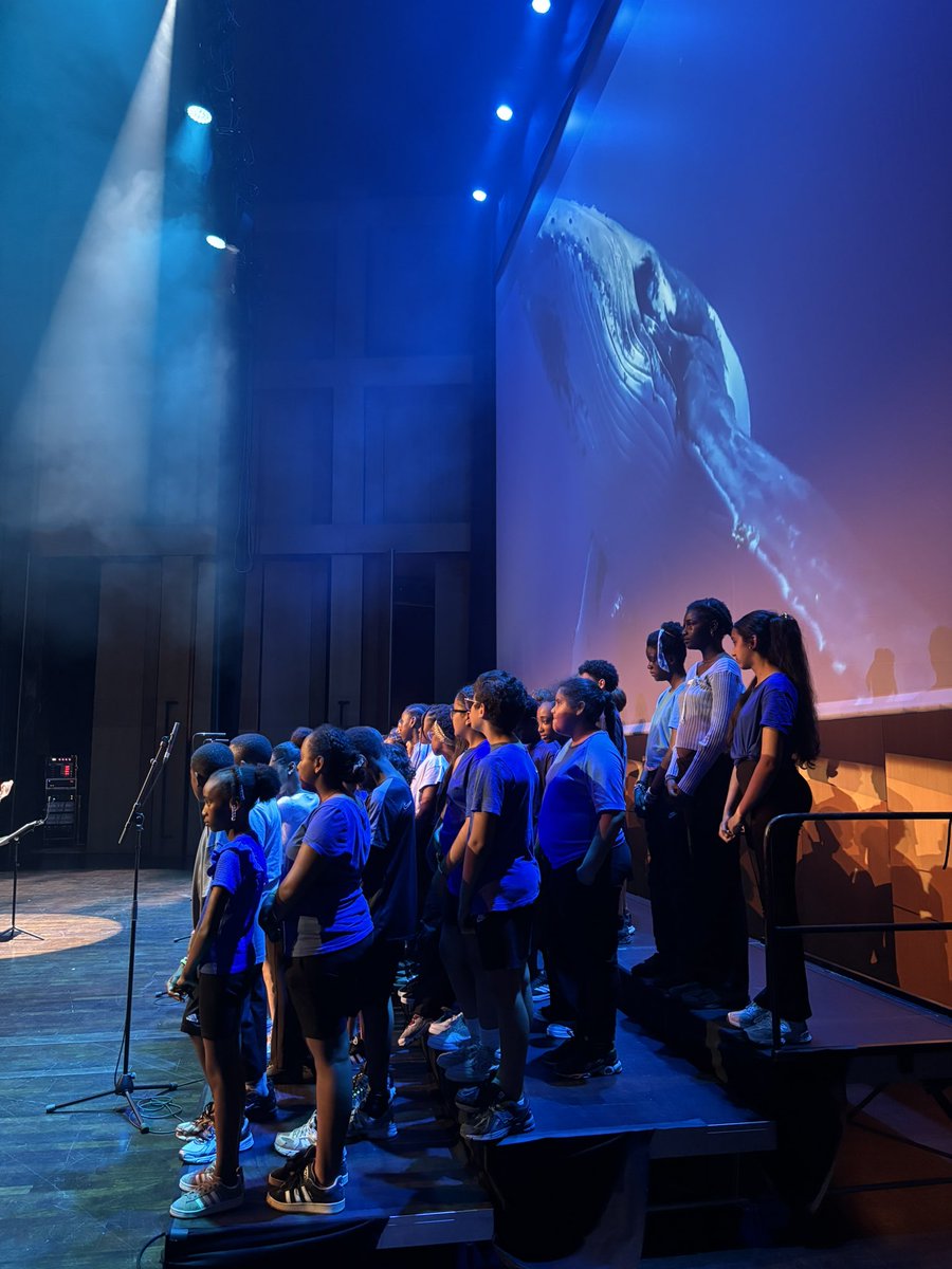 Les élèves de 6ème du <a href="/ClgLouisNucera/">Collège Louis Nucera - Nice</a> au « chœur » du projet #Nyamba en partenariat avec le conservatoire à rayonnement Régional de <a href="/VilledeNice/">Ville de Nice</a> et grâce à la passion de nos enseignants Fred Lacroix et Prisca Geninatti !