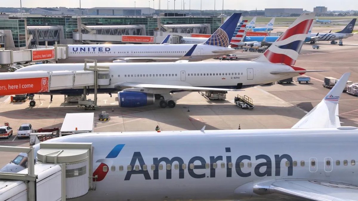 sentdefender's tweet photo. American Airlines has suspended any further flights to Doha, Qatar, and United Airlines has suspended its daily flight to Dubai in the United Arab Emirates, as the war between Israel and Iran continues to escalate in the Middle East. https://t.co/Fo46QMiubT