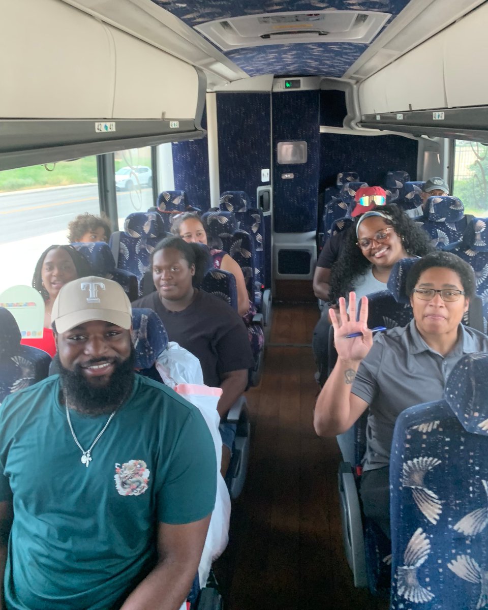 uiwcardinals's tweet image. In observance of Juneteenth, UIW’s “As One We Will” and Mission and Ministry joined SAAACAM’s Green Book Civil Rights Bus Tour, honoring the history and resilience of San Antonio’s African American community.
#Juneteenth #UIW #YourJourneyOurMission #GoCardinals