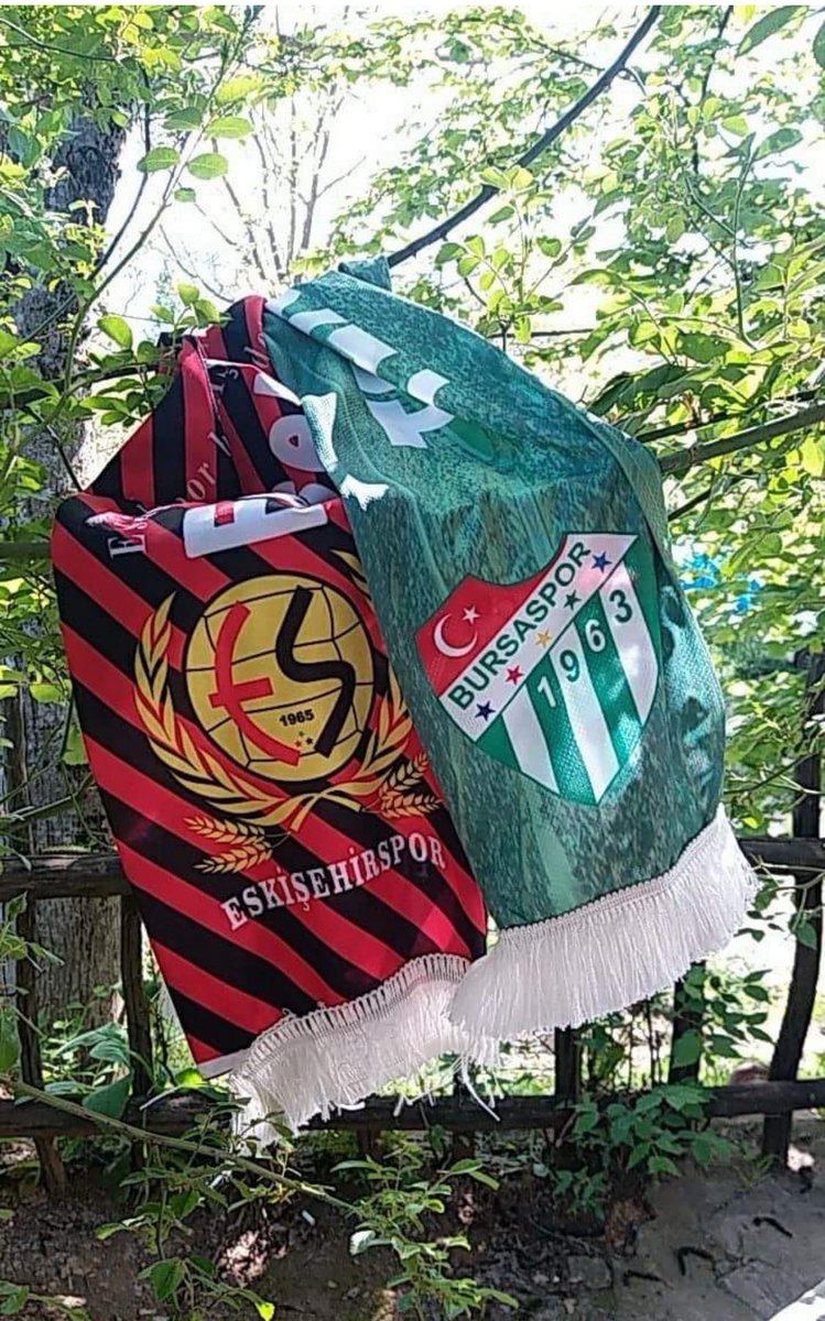 Hakan Dinçtürk (@hk_dincturk) on Twitter photo Kardeş takım Eskişehirsporun kuruluş yıldönümü kutlu olsun..
Bu düzene inat iyi ki varsın Eskişehirspor.Sen çok yaşa.❤️🖤💚🤍
<a href="/Eskisehirspor/">Eskişehirspor</a>
<a href="/nefergrubu/">NEFER🇹🇷</a>
<a href="/altesgrubu/">GROUP OF ALTES</a>
<a href="/DiriiMurat/">Murat Diri</a>
<a href="/AlihanBaskan222/">Alihan Başkan</a> Kardeş takım Eskişehirsporun kuruluş yıldönümü kutlu olsun..
Bu düzene inat iyi ki varsın Eskişehirspor.Sen çok yaşa.❤️🖤💚🤍
<a href="/Eskisehirspor/">Eskişehirspor</a>
<a href="/nefergrubu/">NEFER🇹🇷</a>
<a href="/altesgrubu/">GROUP OF ALTES</a>
<a href="/DiriiMurat/">Murat Diri</a>
<a href="/AlihanBaskan222/">Alihan Başkan</a>