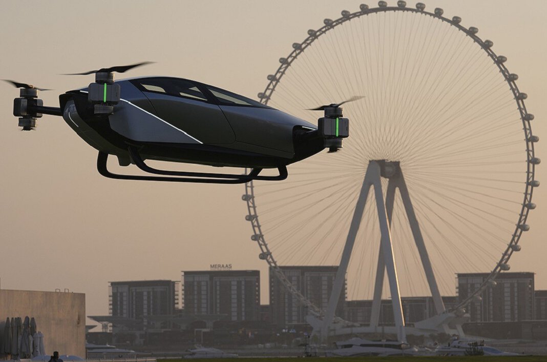 Todo el mundo piensa que el mayor avance tecnológico es la inteligencia artificial.

Pero eso es un error brutal.

Aquí tienes 20 inventos reales que están cambiando el mundo y no sabías que existían.

Prepárate, porque vas a sentir que estás viviendo en el año 2100🧵