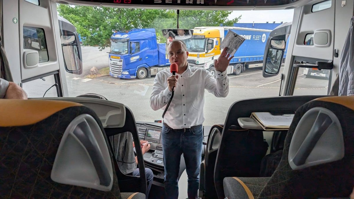 Erste Besucherfahrt 2025, auf dem Weg nach Berlin, mit abwechslungsreichem Programm bis Sonnabend!  

#Bundestag #Besucherfahrt #Gotha #Ilmkreis #WK191 #Bühl