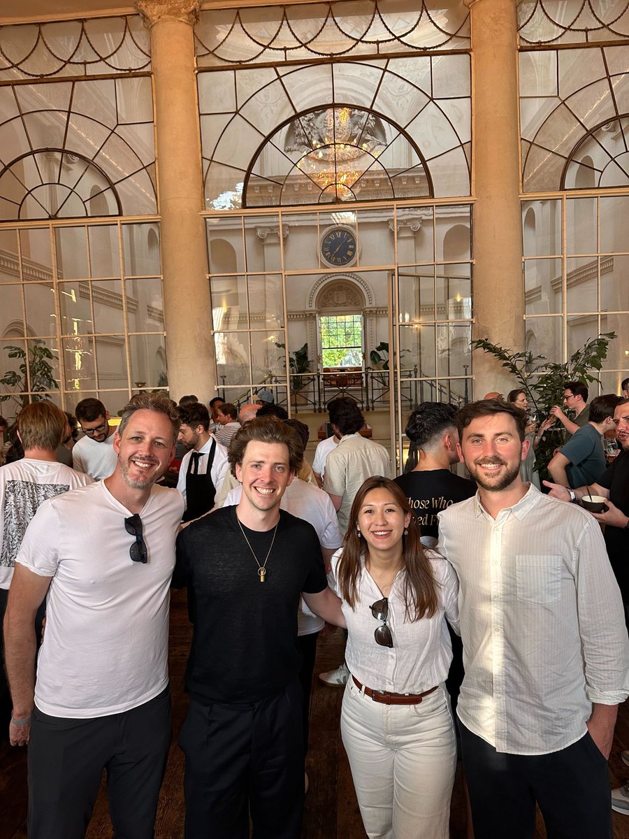 Chris_FayPR's tweet image. The @OneBalance_io launch party tonight was All-white!
And by All White I mean the @YAPGlobalTeam onsite! The event was incredible! Perfect location and company to celebrate a big achievement.
Congratulations again @thegostep and team!
