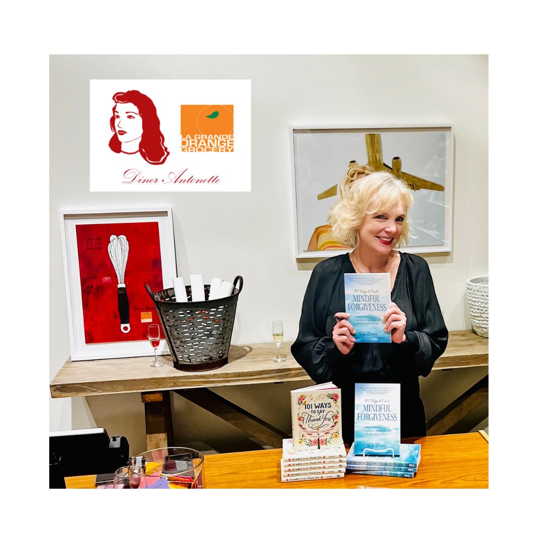 KellyBrowne6's tweet photo. This is a dream come true! My favorite restaurant #LeGrandeOrange with #LGOHospitality has arrived in #santamonica. Thrilled to attend the opening of their new #DinerAntonette &amp; sign my books in the #LGO store! Stop by for a #signededition on #Wilshire. @hcibooks @adamsmedia https://t.co/RmA368vGPC