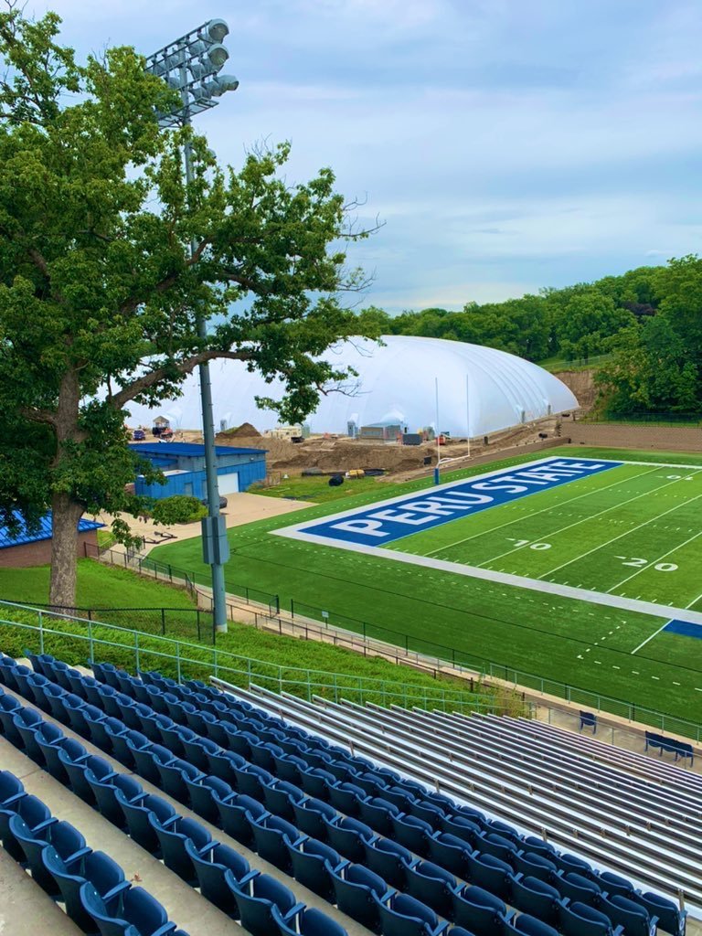 CoachO_PSC's tweet image. Excited to welcome the 11 Man Session 1 Team Camp tomorrow. Ready to hear the pads pop. It will be a hot one; that new indoor facility will definitely help with the heat. #GoCats