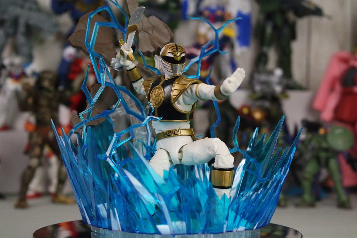 I should go back to photographing action figures some time, that was a fun hobby to have.