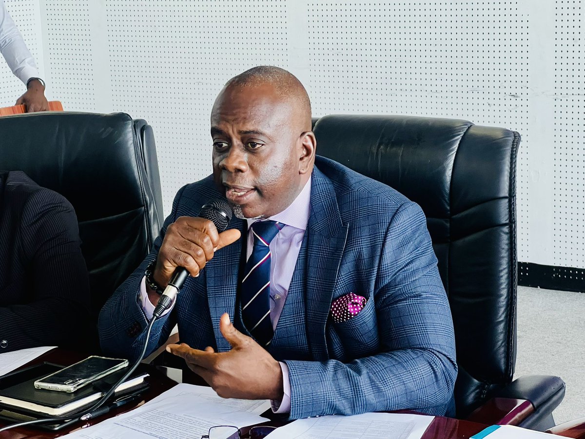 moped2025's tweet photo. MoPED’s Development Secretary @AmbroseJames12 today officially launched&amp; inaugurated the District Development Coordination Committee (DDCC) in Western Area Urban-FCC. He reaffirmed gov’t commitment to stronger coordination &amp; efficient resource use for the #FCC Dev Plan. @🇸🇱MTNDP https://t.co/pvGCiOSg94