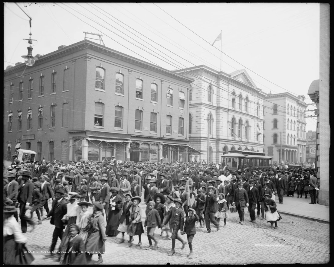 Juneteenth celebration in Richmond, Virginia in 1905 

 — Photograph via Library of Congress