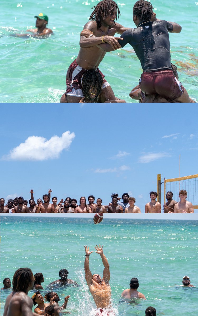 STU_Football's tweet image. Beach days are the best day