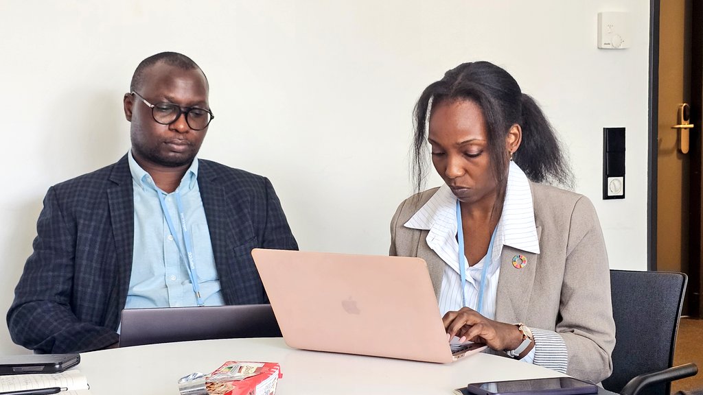 Pleased to engage <a href="/UNIDO/">UNIDO</a>'s Dir of Energy &amp; Climate Action Rana Ghoneim. We explored ways of strengthening collaboration &amp; boosting LDCs' capacity, building on the <a href="/theGEF/">Global Environment Facility (GEF)</a>-funded project.  Meeting follows the launch of LDC Group Secretariat, supported by <a href="/UNIDO/">UNIDO</a>. #LDCsAtSB62 #LDCs