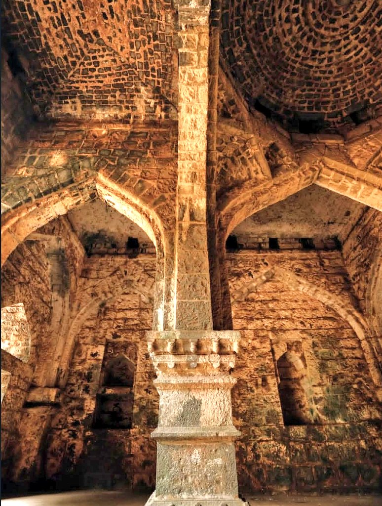 Panhala Fort
I̤n̤d̤i̤a̤