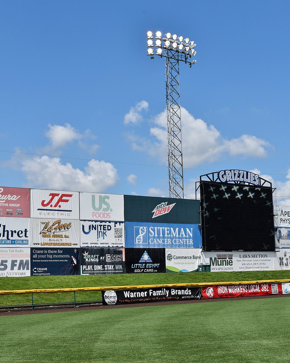 J.F. Electric crews were out at the Gateway Grizzlies ballpark changing out stadium lights, helping keep game nights shining bright in Sauget.

#Creatingconnections #Deliveringvalue