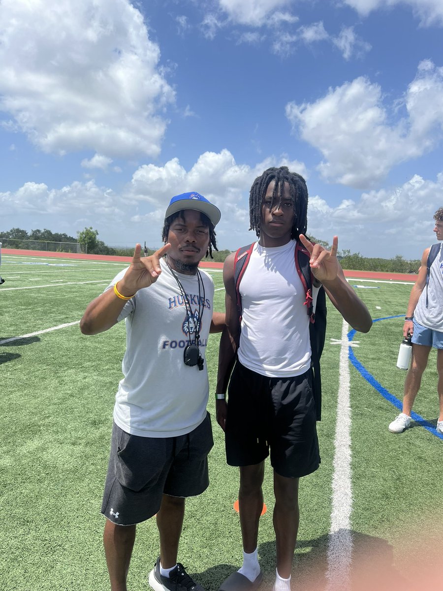 Ze (@zemariochalmers) on Twitter photo had a great time at the <a href="/HCUFootball/">HCU Football</a> went 7-1 in 1s and I got some good db work in with <a href="/dcoleknows/">DeMarcus Coleman</a> had a great time at the <a href="/HCUFootball/">HCU Football</a> went 7-1 in 1s and I got some good db work in with <a href="/dcoleknows/">DeMarcus Coleman</a>