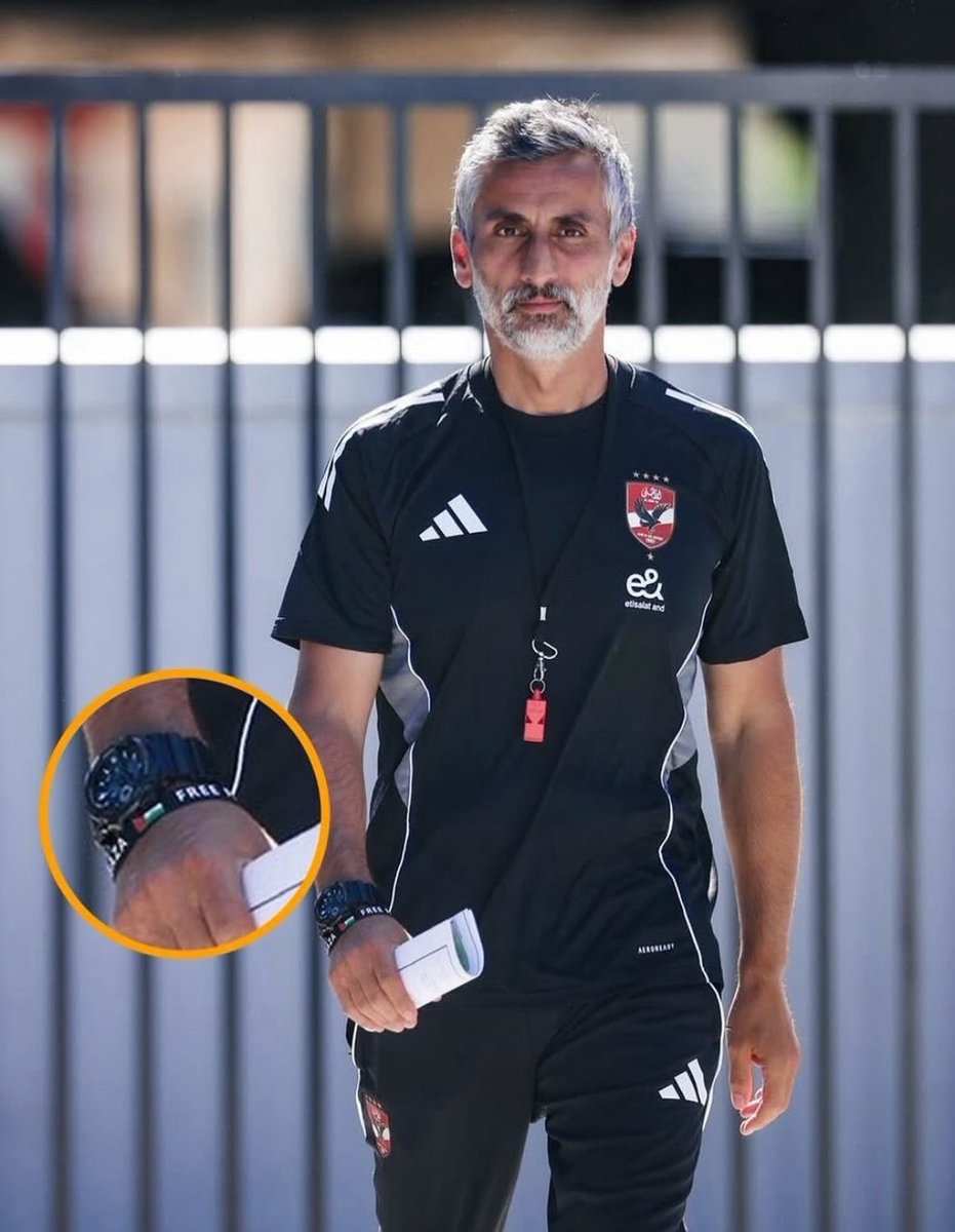 Remember Hussein El Shahat?
The Egyptian player FIFA erased from Club World Cup promos for wearing a “Free Palestine, Save Gaza” bracelet?

He’s still wearing it proudly. And he’s not alone.
Al Ahly’s new coach, Spanish manager José Riveiro, is now wearing the same bracelet too.