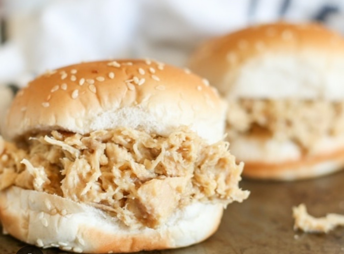 My wife just told me that most people don’t know what this sandwich is - it’s an Ohio thing?
🤯
Do you know what it is?
What do you call it?