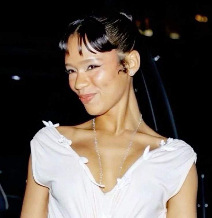 coconutvannilla's tweet image. ༊*·˚ taylor russel thinspo threadˏˋ°•*⁀➷