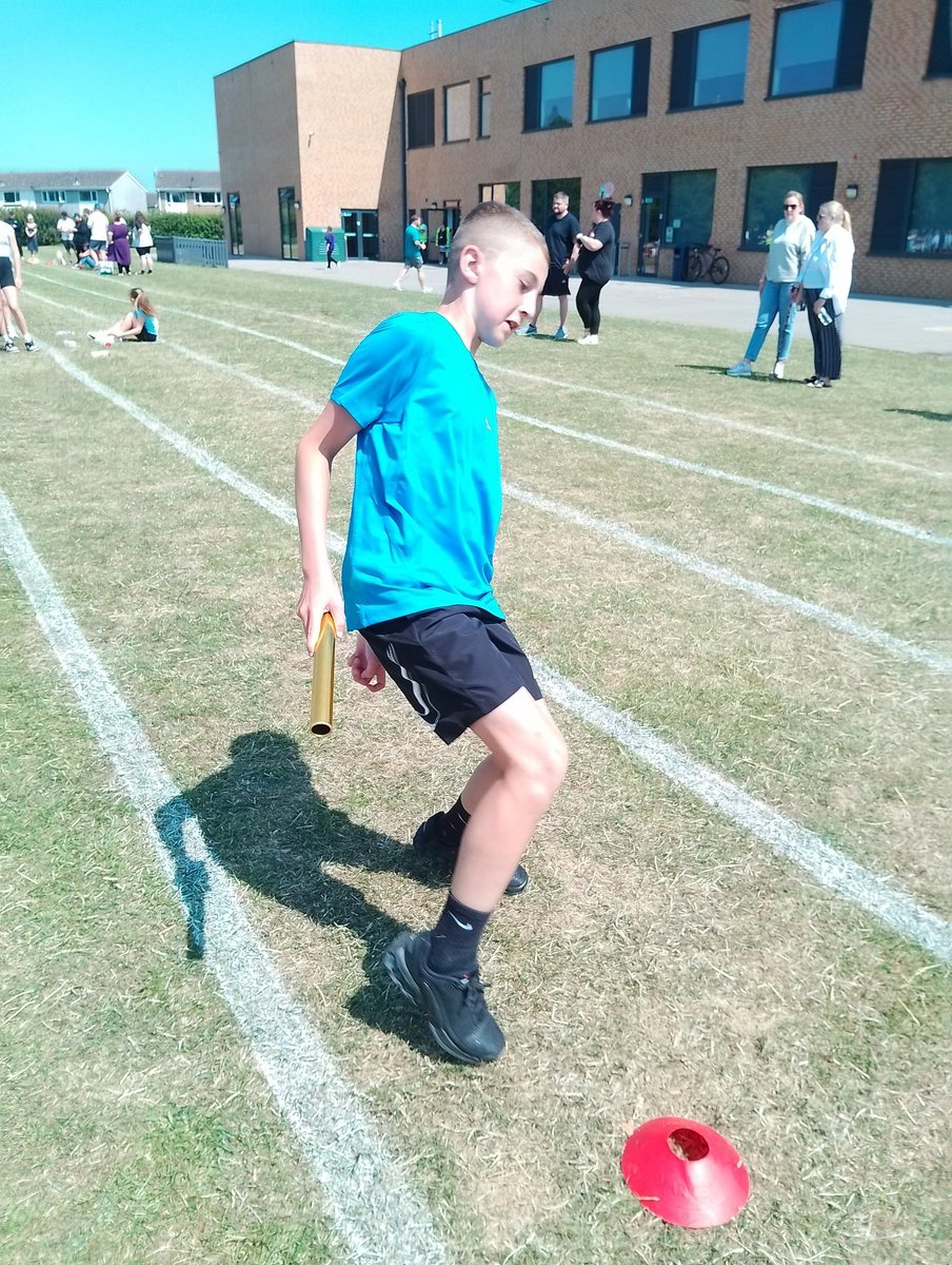 GcpEcowarriors's tweet photo. Great Coates Primary had a fabulous afternoon at the Key Stage 2 Sports Day this afternoon. The effort and determination was amazing. Well done everyone. @PrimaryGreat #gcppe #gcpdelightandjoy #gcpambition https://t.co/ymCdtUjNLO