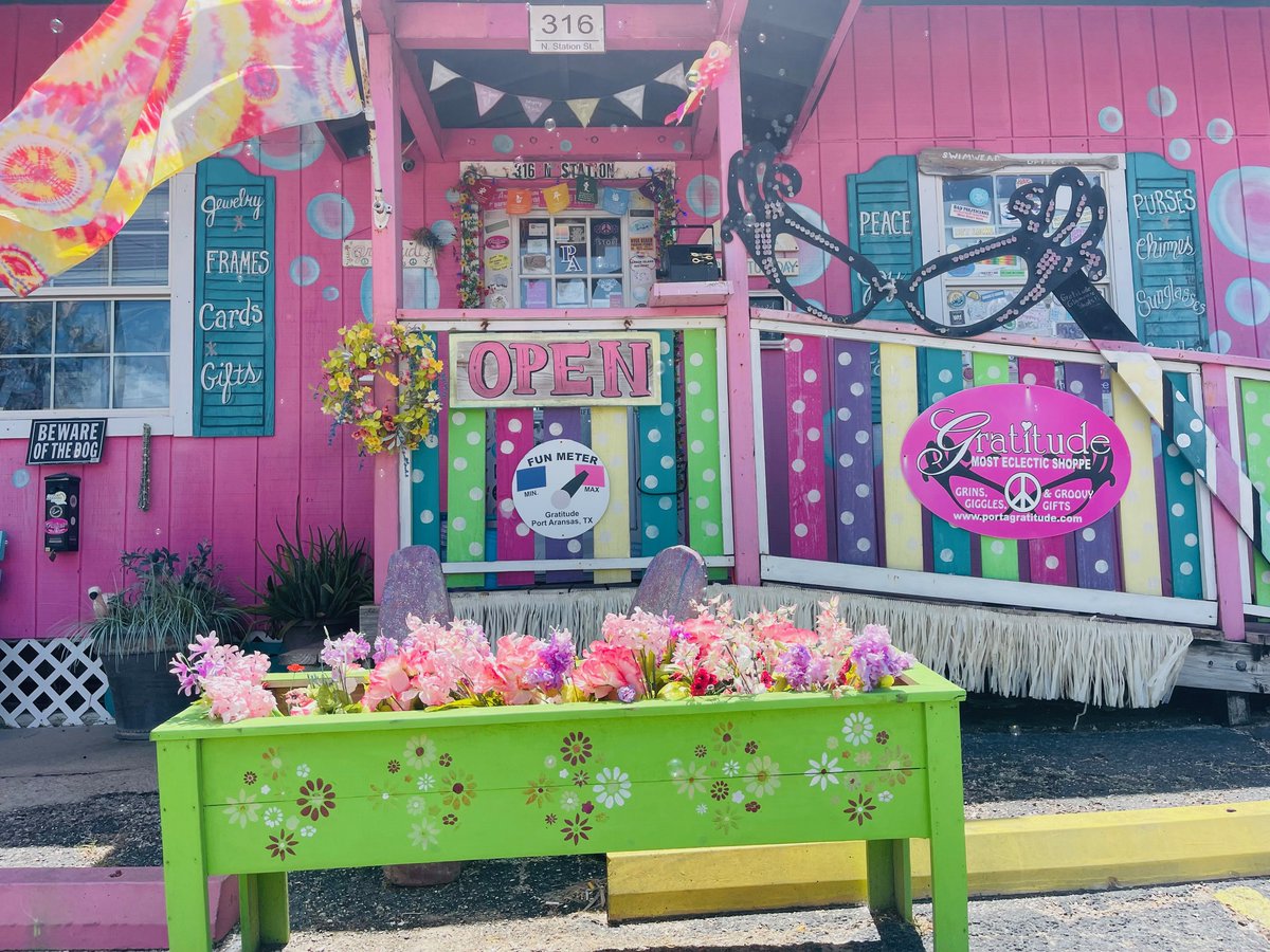 Amber Myers (@whisperamber) on Twitter photo If you're visiting Port Aransas this summer, check out <a href="/PortAGratitude/">Port A Gratitude</a>, the fabulous eclectic store. Check out what I bought:
airingmylaundry.com/2025/06/eclect… If you're visiting Port Aransas this summer, check out <a href="/PortAGratitude/">Port A Gratitude</a>, the fabulous eclectic store. Check out what I bought:
airingmylaundry.com/2025/06/eclect…