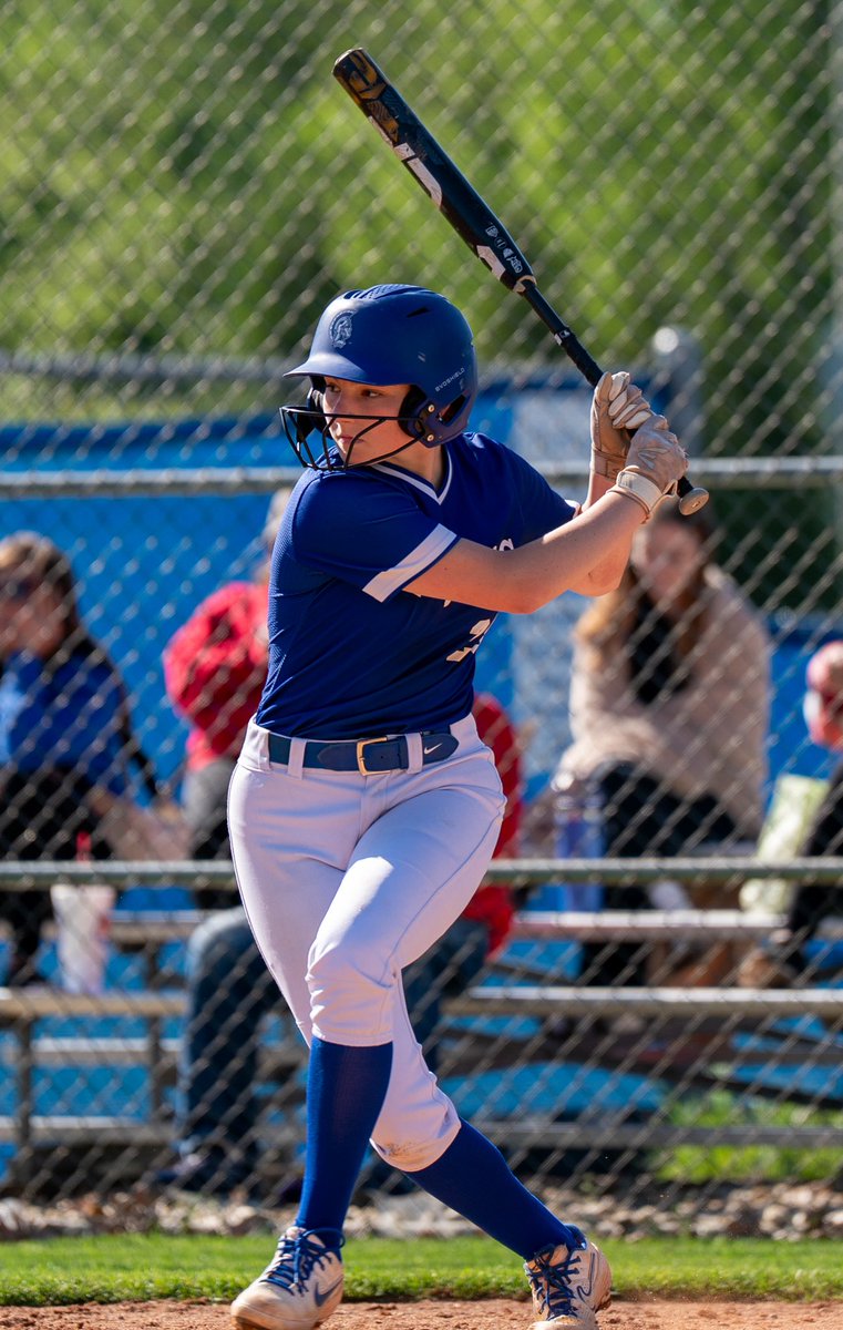 ChatardSoftball's tweet image. HUGE shout out to Anni Felts on her commitment to play softball at @DePauwAthletics. Anni is dedicated, passionate, determined, hard working, talented and an amazing leader! Your Trojan family is so proud of you Anni!!