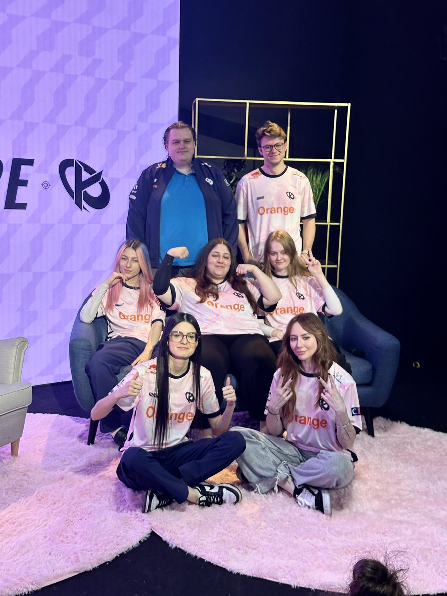 ᖭི༏ᖫྀ (@ker0sene_) on Twitter photo j’ai pas les mots pour décrire ces 3 jours donc je met juste des photos 🥹 3 jours à tenir la caméra en pure kiff snif
thank you so much girls 🥲🙏💜 <a href="/JiexVL/">KC Jiex</a> <a href="/GlanceVl/">KC Glance</a> <a href="/notanesilia/">KC anesilia🦕</a> <a href="/azrraerin/">KC Alkyia</a> <a href="/safiaaaa37/">KC safiaa</a> <a href="/KarmineCorp/">Karmine Corp</a> j’ai pas les mots pour décrire ces 3 jours donc je met juste des photos 🥹 3 jours à tenir la caméra en pure kiff snif
thank you so much girls 🥲🙏💜 <a href="/JiexVL/">KC Jiex</a> <a href="/GlanceVl/">KC Glance</a> <a href="/notanesilia/">KC anesilia🦕</a> <a href="/azrraerin/">KC Alkyia</a> <a href="/safiaaaa37/">KC safiaa</a> <a href="/KarmineCorp/">Karmine Corp</a>