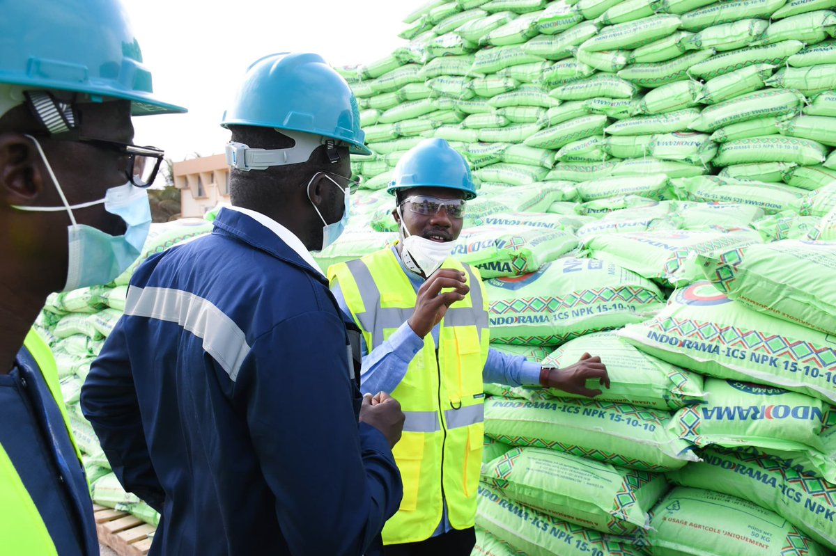 Renforcement de la Souveraineté Agricole : Le Secrétaire d’État aux Coopératives et à l’Encadrement Paysan en visite aux Industries Chimiques du Sénégal (ICS)

Mbao, le 19 juin 2025 – Dans le cadre du suivi de la campagne agricole 2025-2026, le Secrétaire d’État aux Coopératives