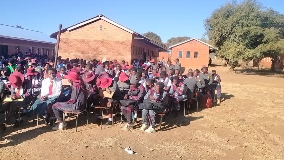VICAZ conducted an education session on the dangers of drug and substance abuse at Leopold Takawira Secondary School in Mvuma.  The response and interest from pupils was overwhelming. Thanks to DDC, DSI, District Youth Officer Mr Williams.<a href="/ZBCNewsonline/">ZBC News</a> <a href="/HeraldZimbabwe/">The Herald Zimbabwe</a>
