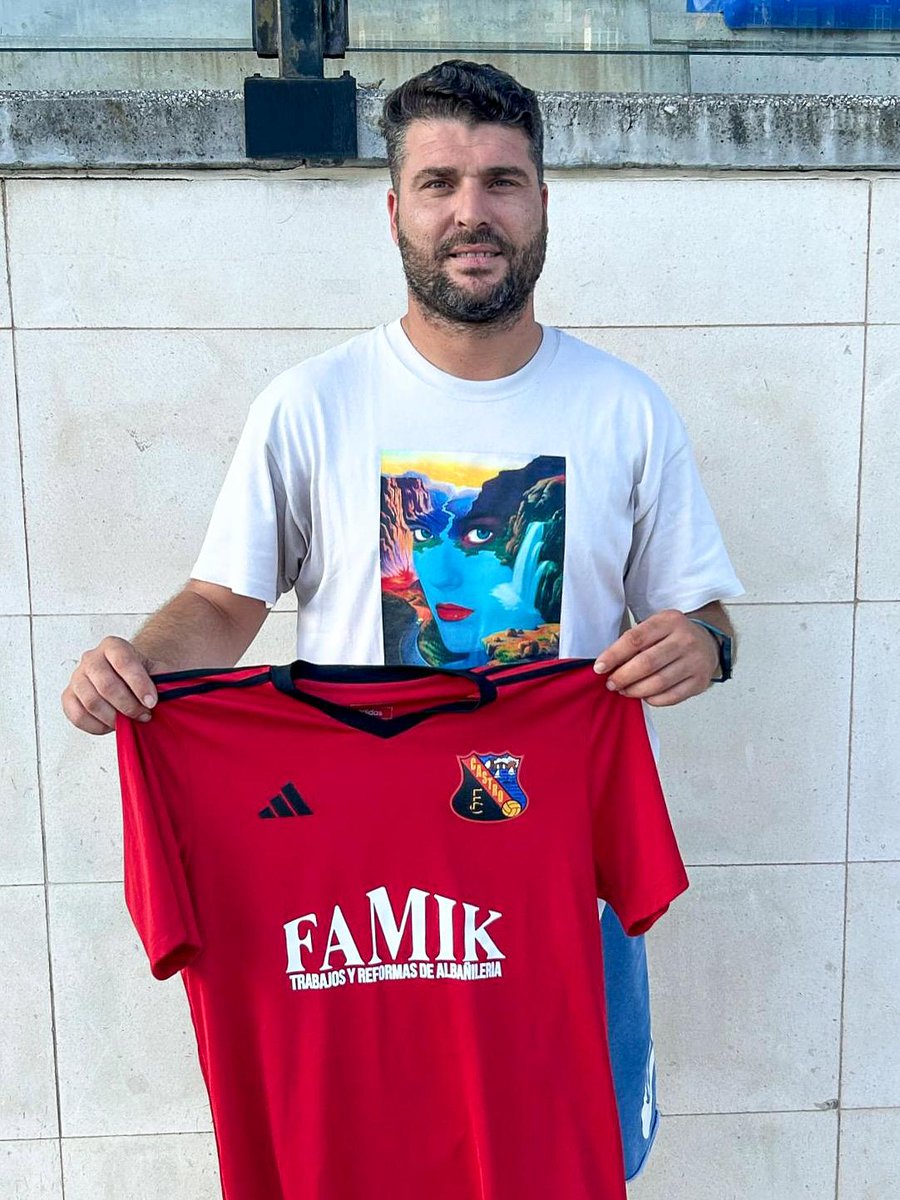 ℹ️✍🏻 Daniel López se convierte en el nuevo entrenador del Juvenil Nacional.

Con compromiso y una gran pasión por el fútbol formativo, llega con la ilusión de seguir creciendo junto a los nuestros. 

¡Bienvenido a la familia, míster! 👊🏻

#𝐓𝐨𝐝𝐨𝐀𝐥𝐑𝐨𝐣𝐨❤️