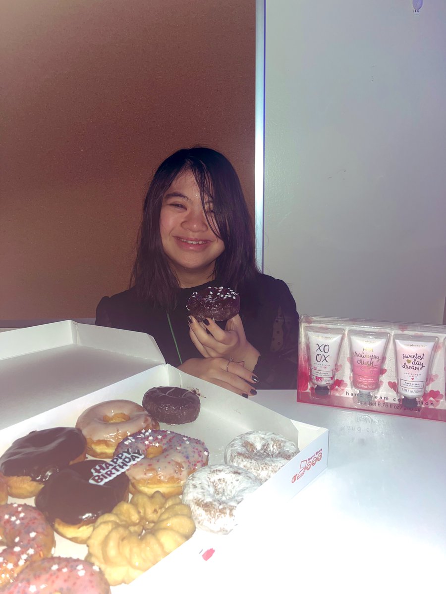 Ms. Mornhineway tweet media