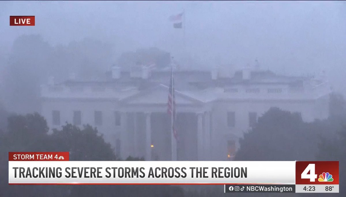 ReporterJoseph's tweet photo. Impressive pictures from @nbcwashington showing the storms rolling over the DC region right now. You can barely see the Capitol dome!! https://t.co/0hoP1kYlHK
