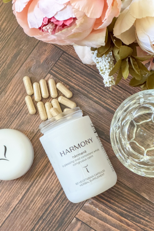 DeliciouslySavv's tweet photo. 🙌Support A Calm & Balanced State Of Mind With HARMONY ~ A Mushroom & Botanical Supplement🍄🌿 By Setas Botanicals #partnership HARMONY by #setasbotanicals Is A Physician-Formulated Adaptogenic Nutritional Supplement That Blends 100% Organic Functional Mushrooms & Botanicals To Assist In Helping With Anxiety Issues, Stress, Sleep & Even Emotional Imbalance! #MadeInTheUSA🇺🇸#SMGN2025DadsandGradsGiftGuide🎁

👏 Read My Review To Learn More Today!  
👉https://t.co/KScmKi6zdb