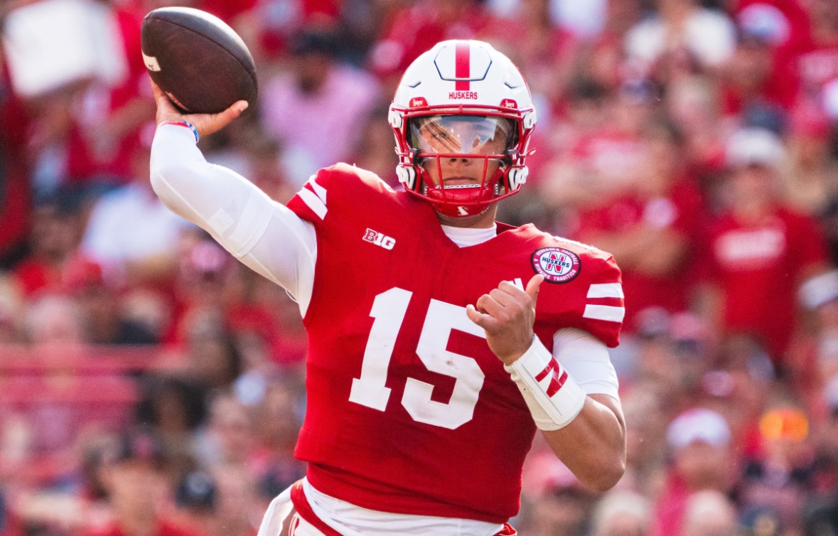Alonzo “Zo” Green (@lonzo00707131) on Twitter photo Blessed to receive an offer from the University of Nebraska #GBR 🌽
<a href="/CoachWilliams_7/">Addison Williams</a> <a href="/ArmondSr/">ArmondSr</a> <a href="/adamgorney/">Adam Gorney</a> <a href="/Rivals/">Rivals</a> <a href="/PrepRedzoneCA/">Prep Redzone California</a> <a href="/GregBiggins/">Greg Biggins</a> <a href="/BlairAngulo/">Blair Angulo</a> <a href="/247recruiting/">247Sports Recruiting</a> <a href="/On3sports/">On3</a> <a href="/coachmetty/">Coach Metzger</a> <a href="/NickMonica63/">Coach Nick Monica 63</a> <a href="/OakHillsFootba1/">Oak Hills Football</a> Blessed to receive an offer from the University of Nebraska #GBR 🌽
<a href="/CoachWilliams_7/">Addison Williams</a> <a href="/ArmondSr/">ArmondSr</a> <a href="/adamgorney/">Adam Gorney</a> <a href="/Rivals/">Rivals</a> <a href="/PrepRedzoneCA/">Prep Redzone California</a> <a href="/GregBiggins/">Greg Biggins</a> <a href="/BlairAngulo/">Blair Angulo</a> <a href="/247recruiting/">247Sports Recruiting</a> <a href="/On3sports/">On3</a> <a href="/coachmetty/">Coach Metzger</a> <a href="/NickMonica63/">Coach Nick Monica 63</a> <a href="/OakHillsFootba1/">Oak Hills Football</a>