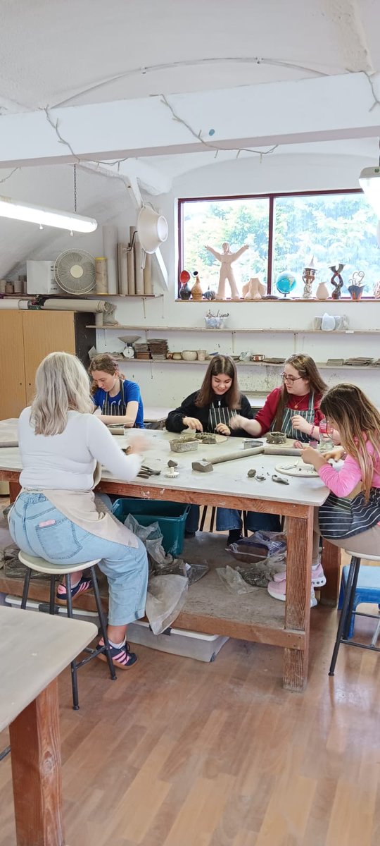 Thanks to Ballymorris Pottery for hosting the junior and senior #ASM students participating in the SCP Summer Camp! A fantastic opportunity for them to express their creativity and bring home some lovely keepsakes!