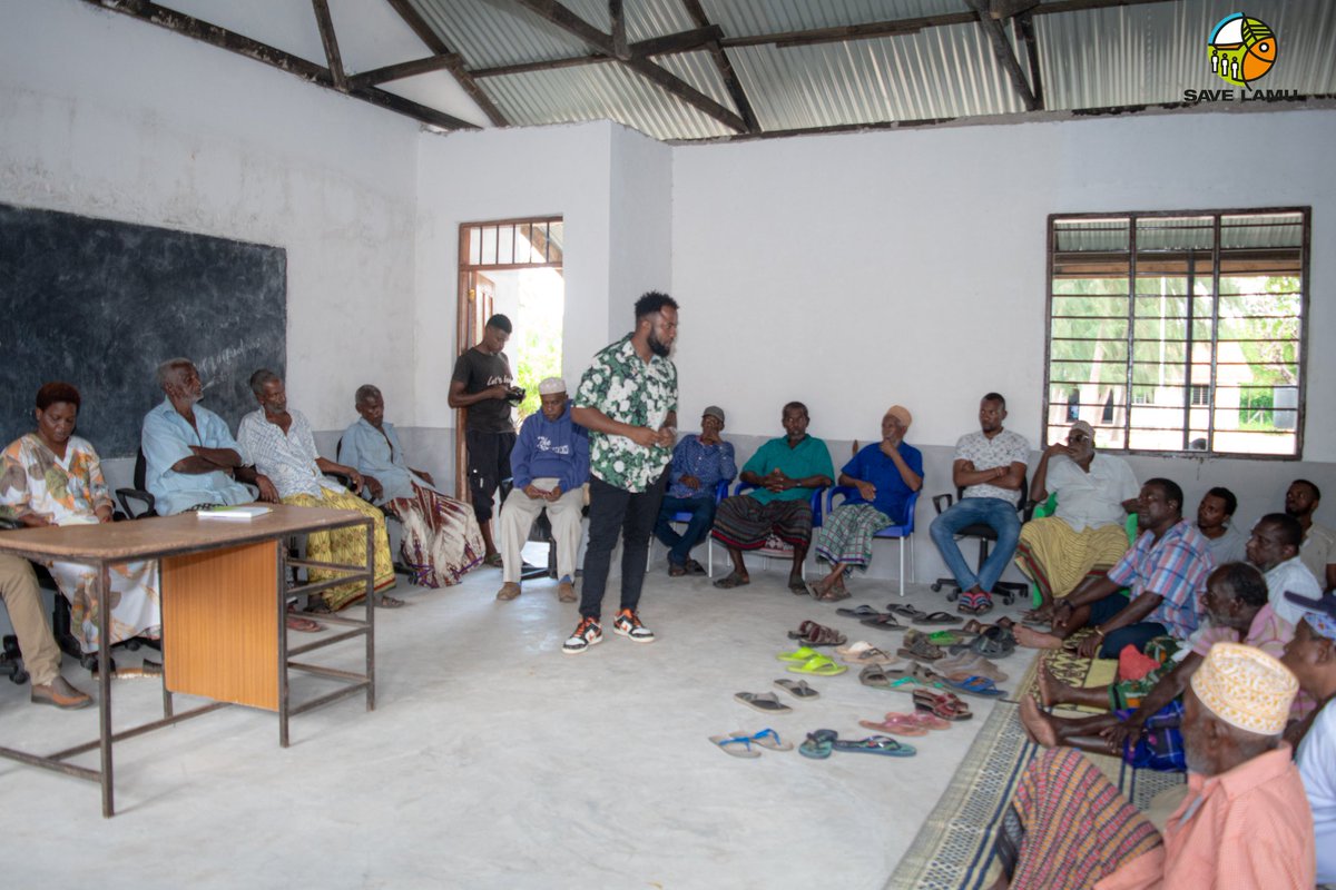 savelamu's tweet image. Lamu communities unite for sustainable development. From Kiunga to Kiwayu, Save Lamu with @katibainstitute and  @naturaljustice hosts public Barazas, gaining full support from BMUs. Also strong push to include Ishakani’s women fishers. Development that leaves no one behind.