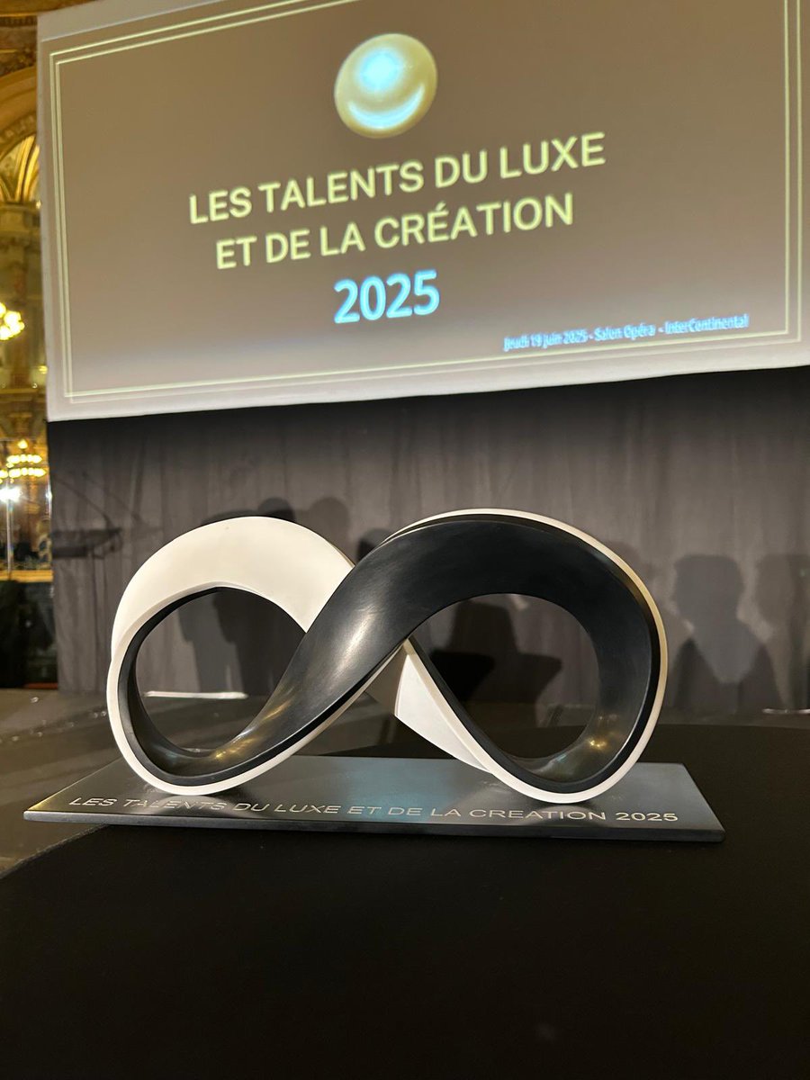 Louis Roederer (@louisroederer_) on Twitter photo Thank you to the 2025 #TalentsduLuxeetdelaCreation <a href="/centreduluxe/">Le Centre du Luxe et de la Création</a> for this « Prix du Jury »! It is a hommage to my beautiful #Champagne & to my fantastic team of #Craftsmen who are at the heart of our Creation in this exceptional house of @louisroederer_ #InPursuitofTaste -JBL Thank you to the 2025 #TalentsduLuxeetdelaCreation <a href="/centreduluxe/">Le Centre du Luxe et de la Création</a> for this « Prix du Jury »! It is a hommage to my beautiful #Champagne & to my fantastic team of #Craftsmen who are at the heart of our Creation in this exceptional house of @louisroederer_ #InPursuitofTaste -JBL