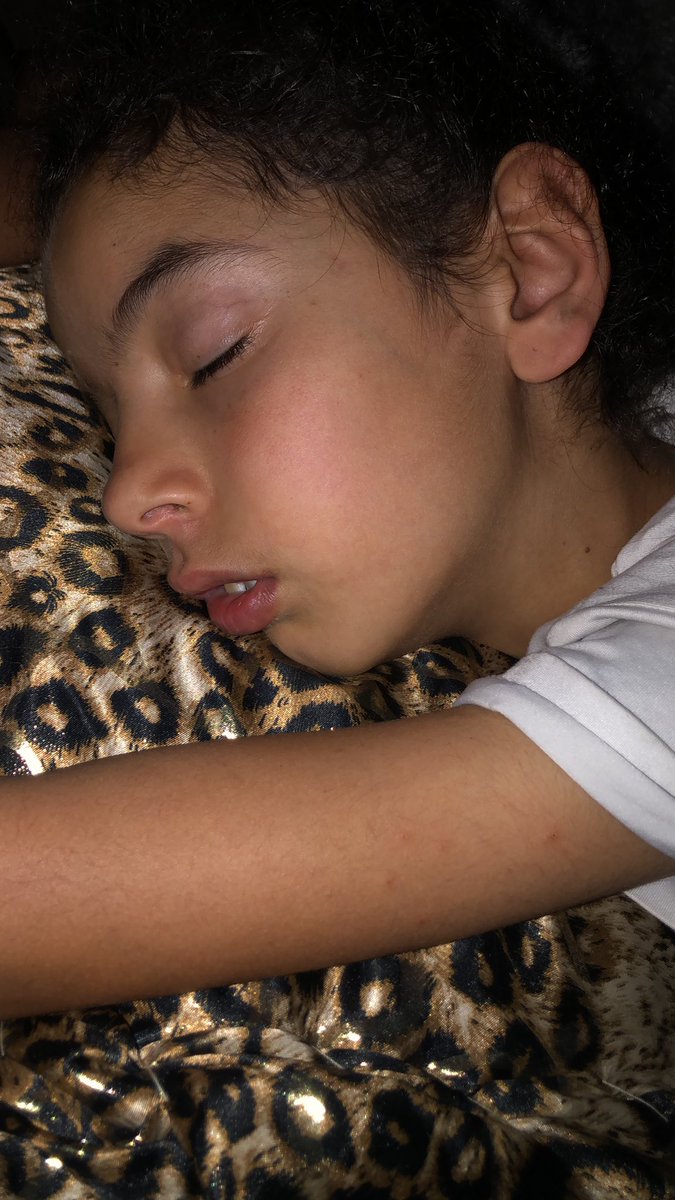 You say you’re with us and won’t leave us…
But hunger grows, no help arrives, and everyone has abandoned us.😔
If you truly care, donate.
And share our voice ، don’t turn your back.🥺💔 chuffed.org/project/130998