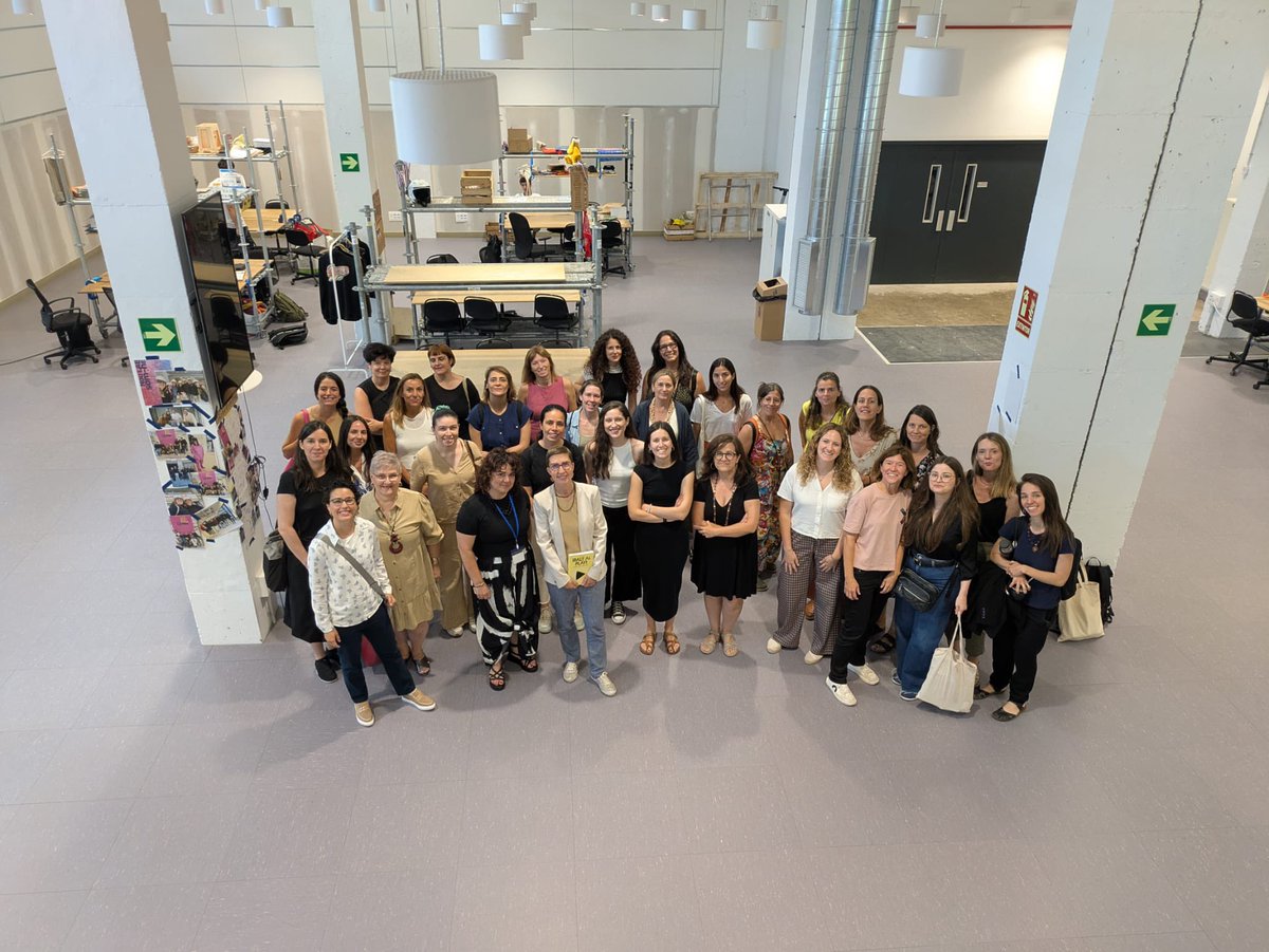 BridgetPoitan's tweet image. ✨ Hoy salí inspirada del encuentro Digital Women Lab de Tandem Social y TeamLabs.
Me da alegría haber empezado con este primer encuentro lleno de energía, ideas y mujeres potentes que están liderando desde el mundo digital.
#DigitalWomenLab #BarcelonaTech