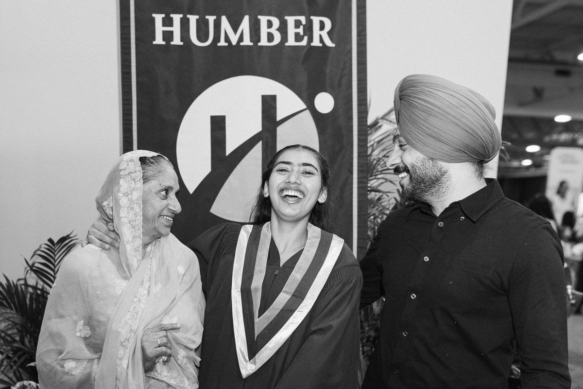 HumberAlumni's tweet image. We're celebrating ambition, dedication & bright futures ahead for thousands of 2025 @HumberPoly graduates. 🎓
Humber helped you get here & your Alumni Family is always by your side, cheering you on for whatever comes next.
Learn how to stay connected by visiting…